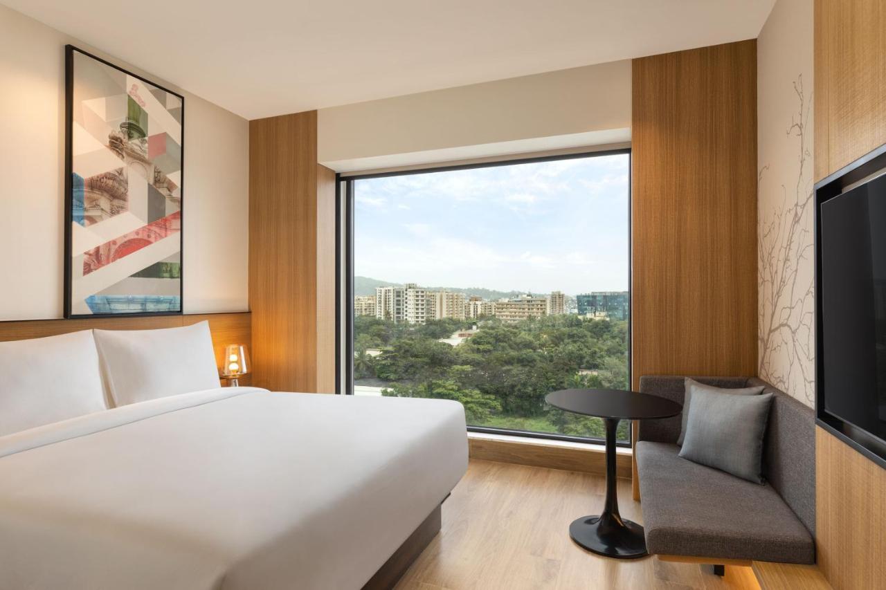 Отель Fairfield By Marriott Mumbai International Airport Экстерьер фото