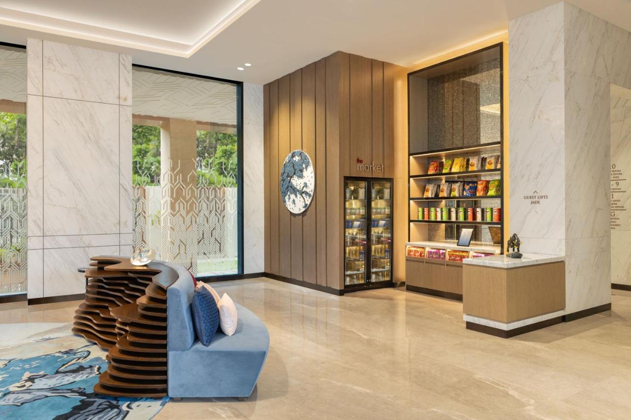 Отель Fairfield By Marriott Mumbai International Airport Экстерьер фото